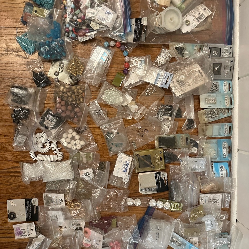 Assorted jewelry making bundle -6lbs!